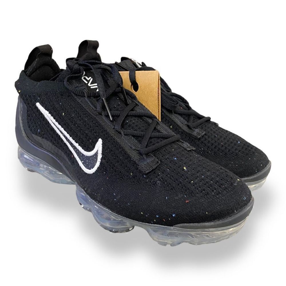 Nike Womens Air Vapormax 2021 Flyknit Black Silver White DC4112-002 size 7 New